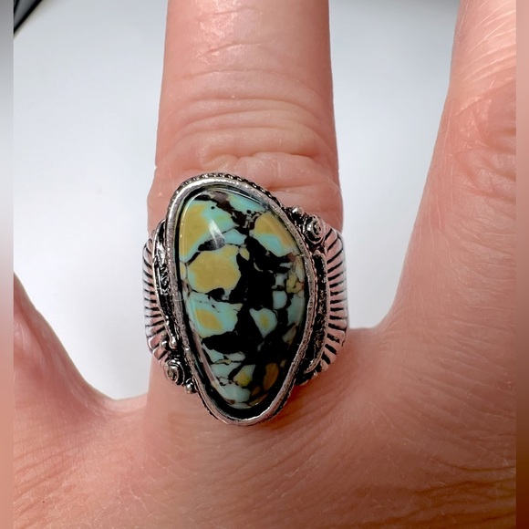 Turquoise Simulant Silver Tone Ring, Size 8 - Picture 1 of 2
